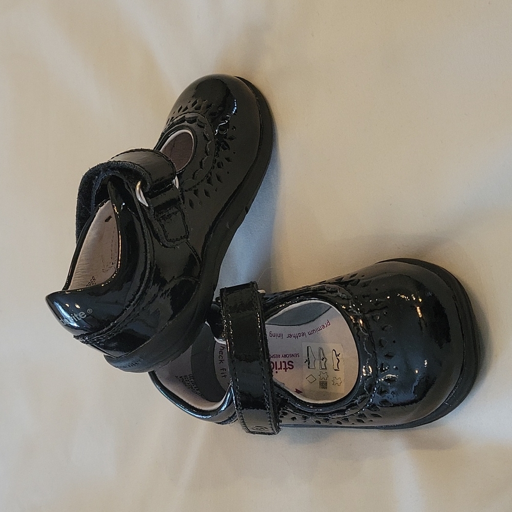 Stride Rite Cora Sz 4.5 Mary Jane Shoes